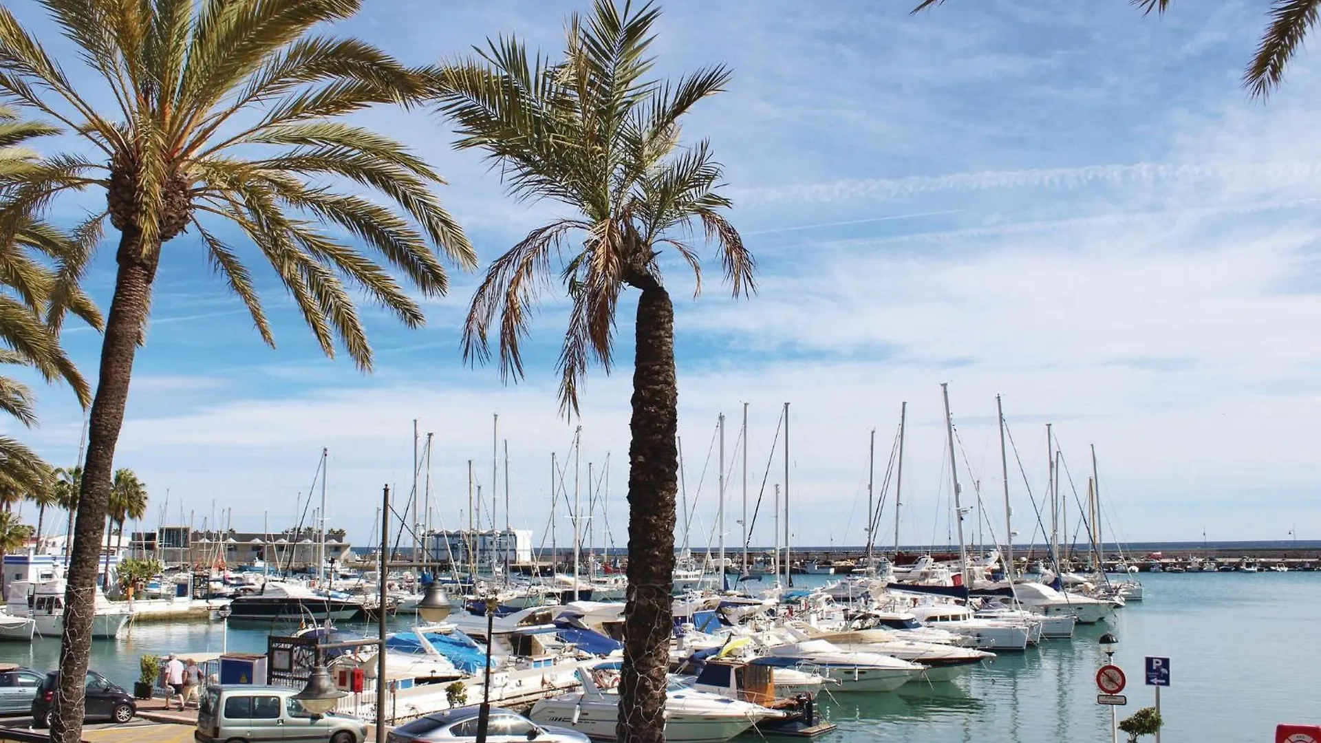Amazing Apartment In Estepona With Sauna 0*,